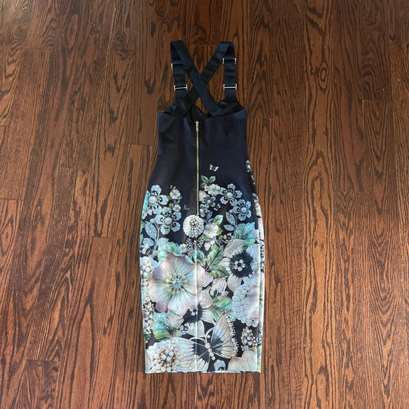 Ted Baker Bodycon dress. - Picture 3 of 3